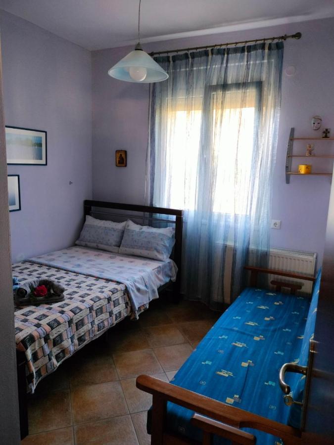 Adam's House 2019 Ferienhaus Karianí